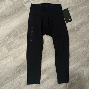 MENS LULULEMON LICENSE TO TRAIN TIGHT